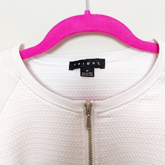 TRIBAL White Zip-Up Top Size Medium - Picture 6 of 8